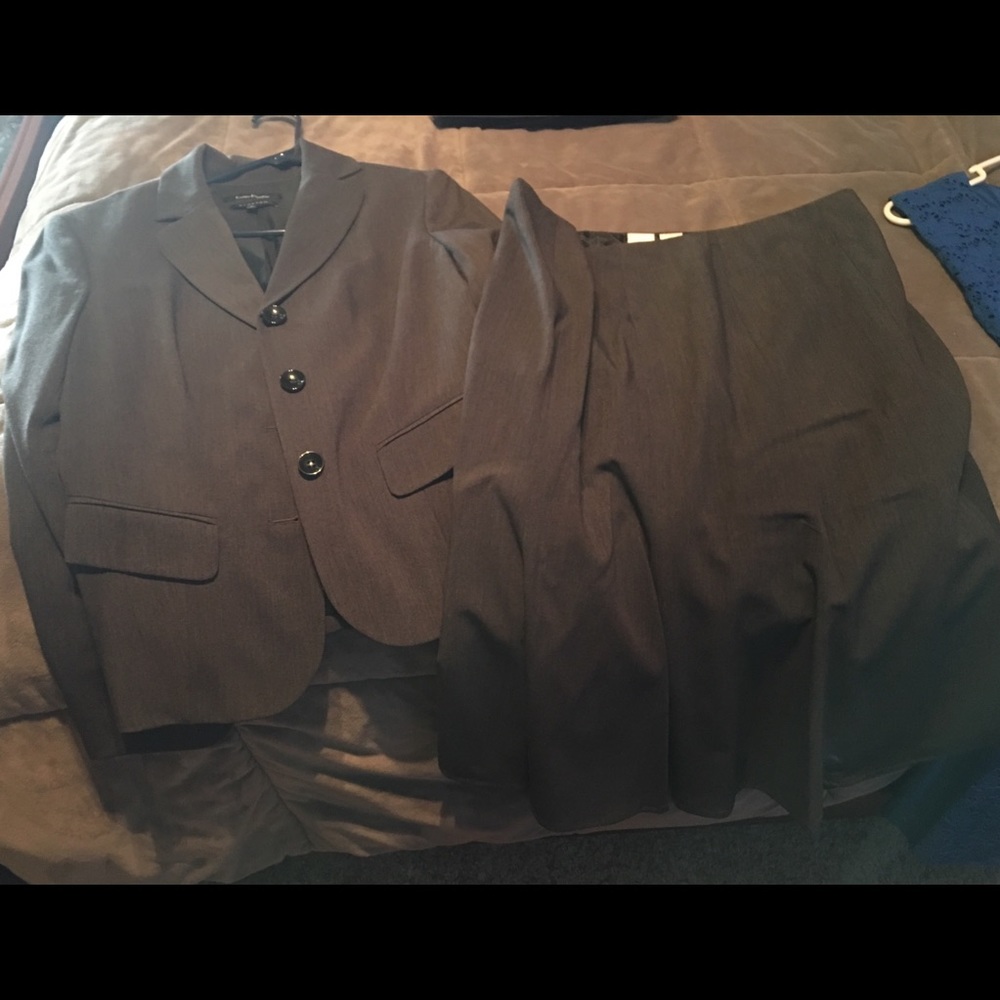 Suit